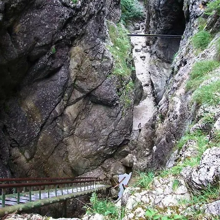 Chalupa Liptovsky Mikulas Дом отдыха *